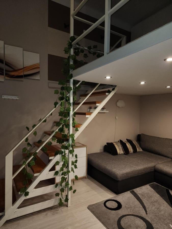 Apartment In Downtown Boedapest Buitenkant foto